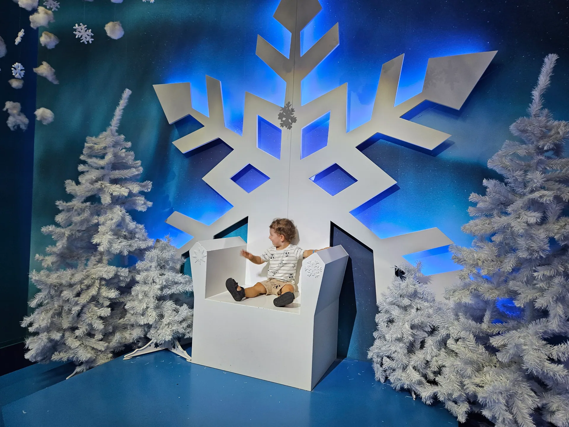 Funzeum w Gliwicach z dziećmi – kolorowe instalacje i świetna zabawa – zdjęcie 5