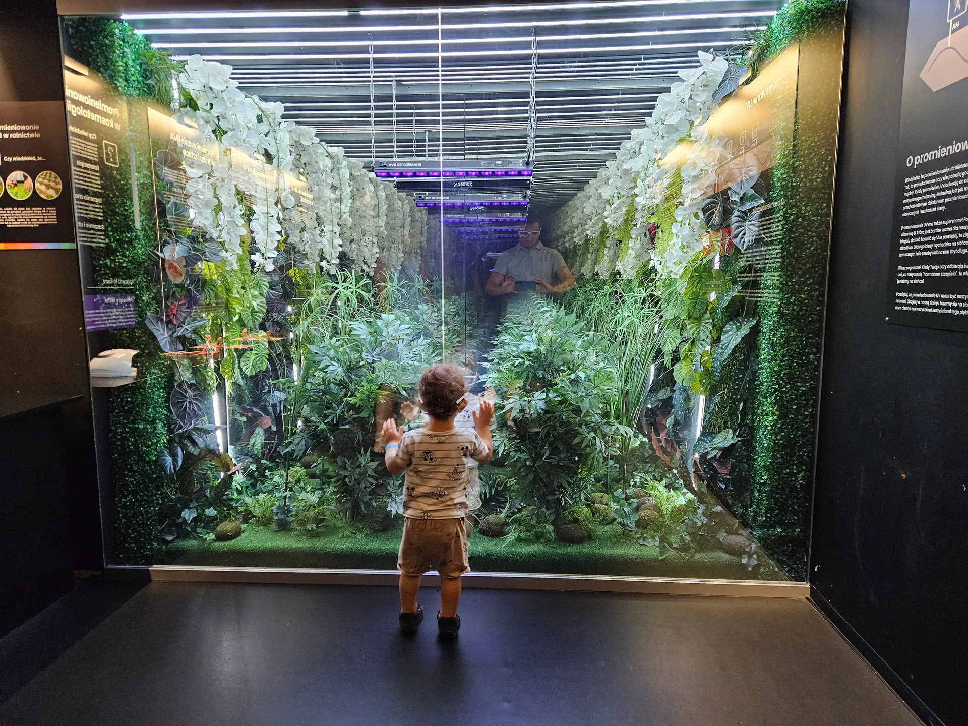 Funzeum w Gliwicach z dziećmi – kolorowe instalacje i świetna zabawa – zdjęcie 12